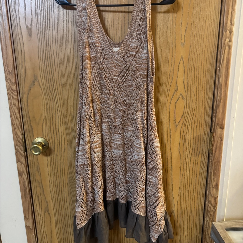 Elegant Brown Sleeveless Dress - Crocheted (XL)